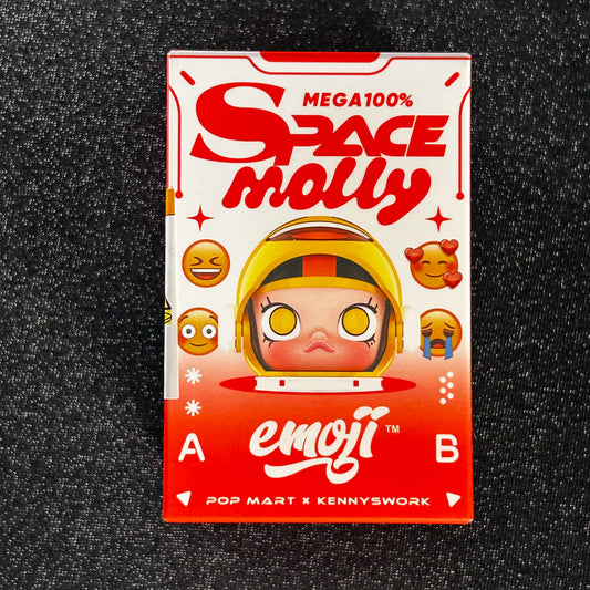 MEGA SPACE MOLLY 100% EMOJI SERIES [BLIND BOX]