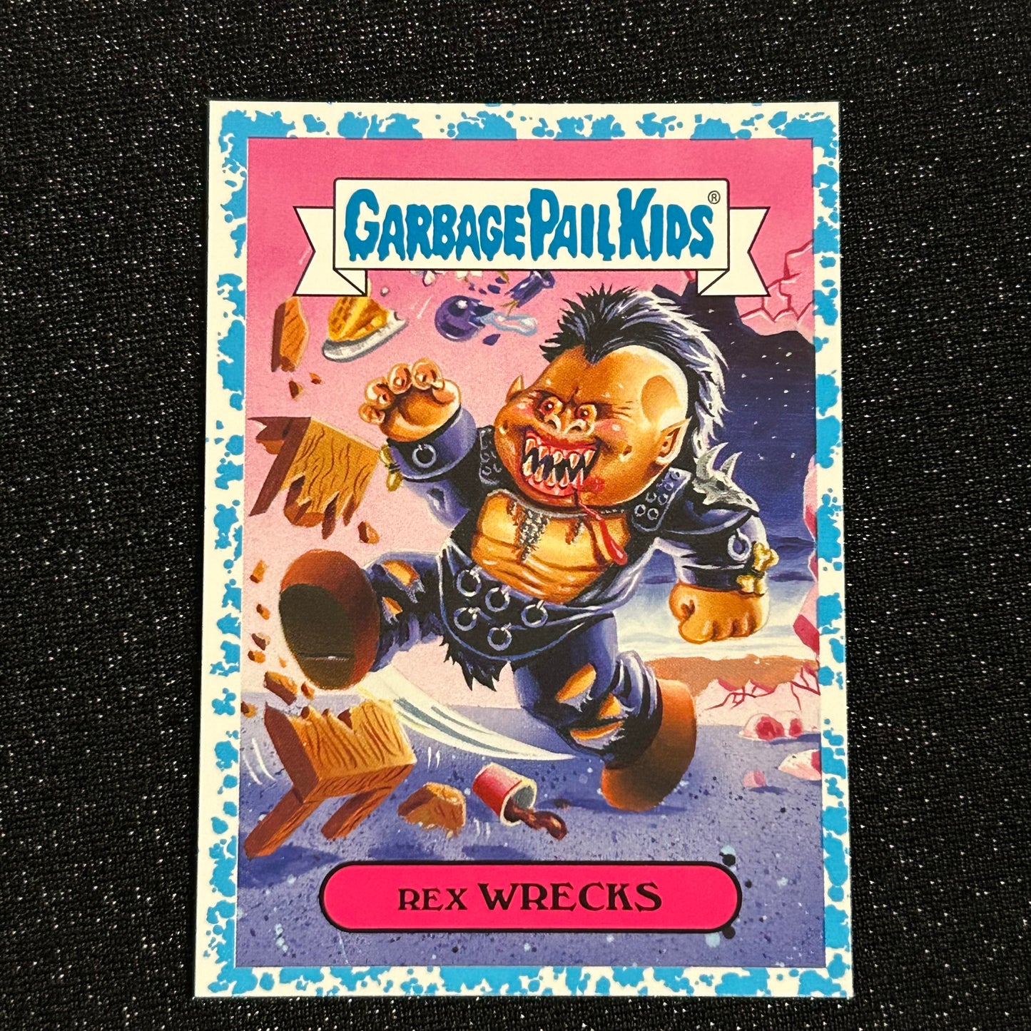 2019 GARBAGE PAIL KIDS REVENGE OF OH THE HORROR-IBLE: REX WRECKS 11a SPIT BLUE 75/99 - NM