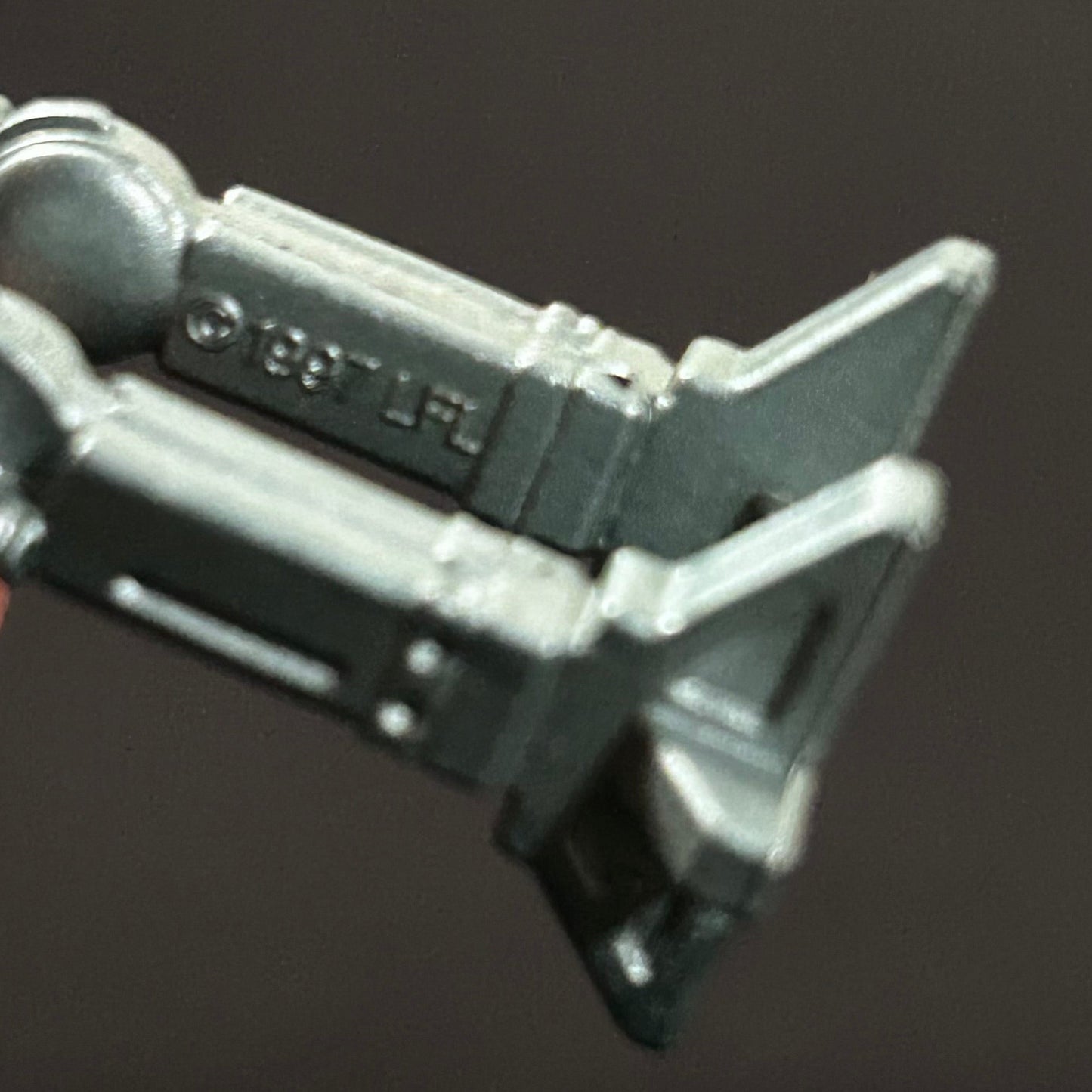 STAR WARS 1997: 2-1B Medical Droid