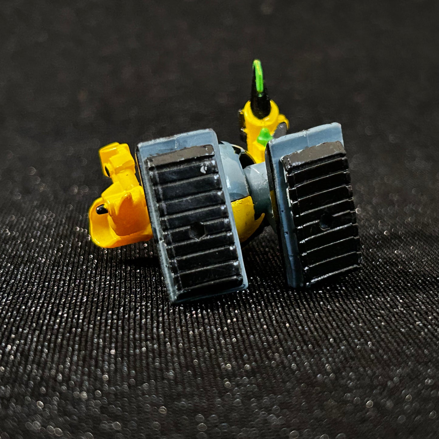 MICRO MACHINES ZBOTS 1992: Warmig