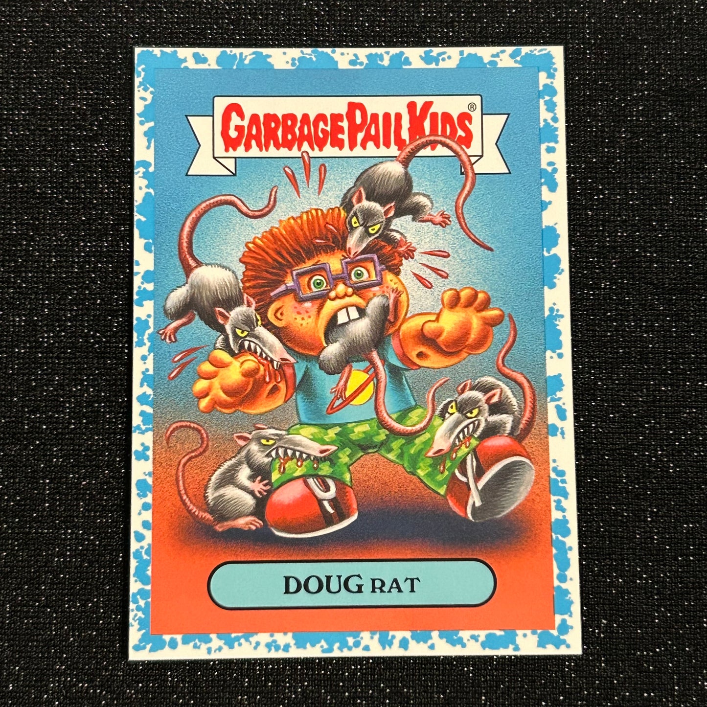 2019 GARBAGE PAIL KIDS WE HATE THE 90's: DOUG RAT 2a BLUE SPIT 90/99 - NM