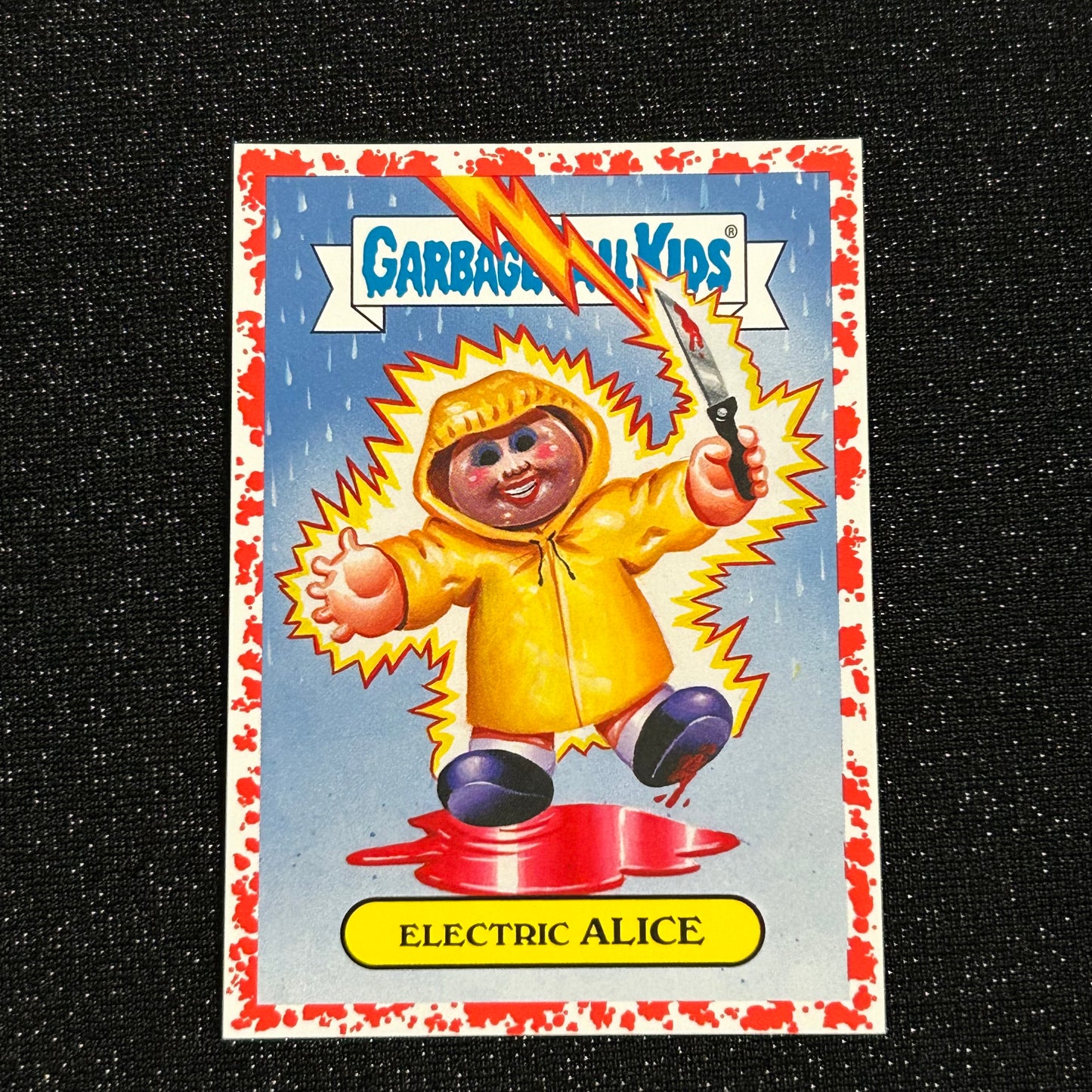 2019 GARBAGE PAIL KIDS REVENGE OF OH THE HORROR-IBLE: ELECTRIC ALICE 1a BLOODY NOSE RED 71/75 - NM
