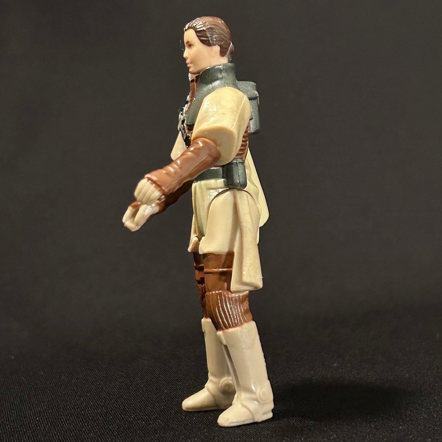 STAR WARS 1983: Princess Leia Organa [Boushh Disguise]